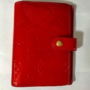 Authentic Louis Vuitton 6 rings vernis Red agenda